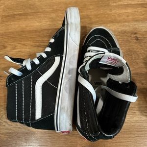 black vans womens 7